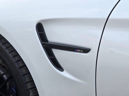 Used 2019 BMW M4 Convertible w/ Competition Package RWD image 51