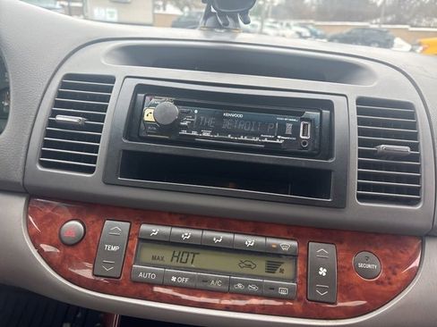 Used 2003 Toyota Camry LE image 13