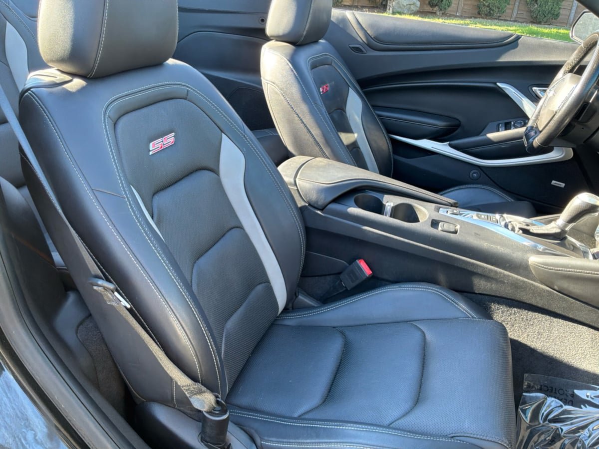 Used 2020 Chevrolet Camaro SS RWD image 21