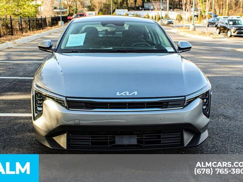 Used 2025 Kia K4 LXS image 10