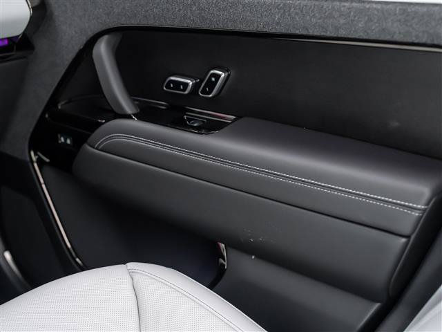 New 2027 Land Rover Range Rover Sport Battersea AWD/4WD image 30