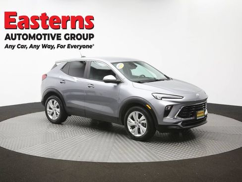 Used 2024 Buick Encore GX Preferred FWD image 46