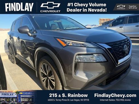 Used 2022 Nissan Rogue SV image 1