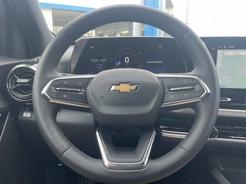 New 2026 Chevrolet Equinox LT w/ Safety and Technology Package FWD image 23