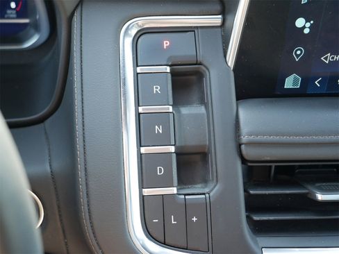 Used 2023 Chevrolet Suburban High Country w/ Max Trailering Package image 24