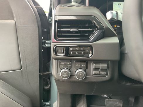 Used 2026 GMC Yukon AT4 w/ AT4 Premium Plus Package AWD/4WD image 14