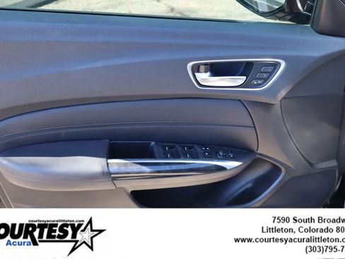 Used 2019 Acura TLX image 23