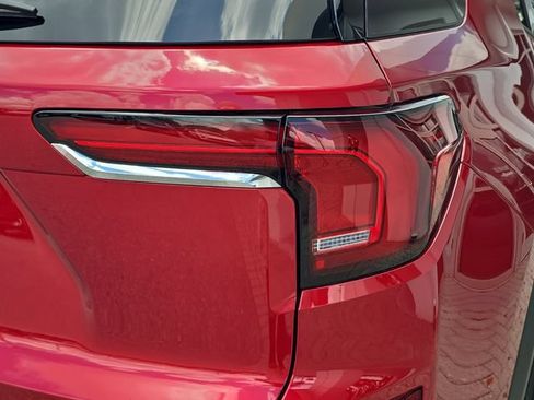 New 2026 GMC Terrain Elevation w/ Technology Package II AWD/4WD image 7