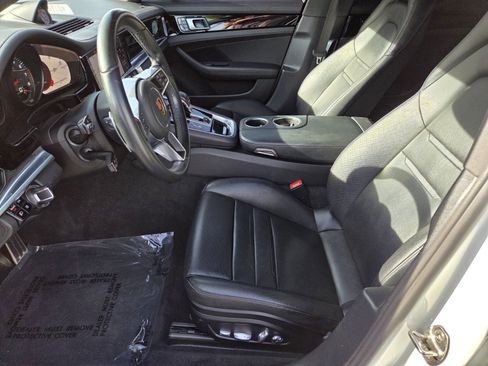 Used 2018 Porsche Panamera 4S image 10