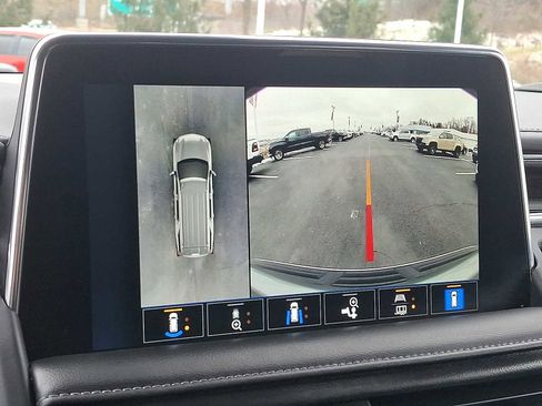 Used 2023 Chevrolet Tahoe LT w/ Luxury Package image 18