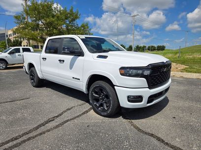 New 2025 RAM 1500 4x4 Crew Cab