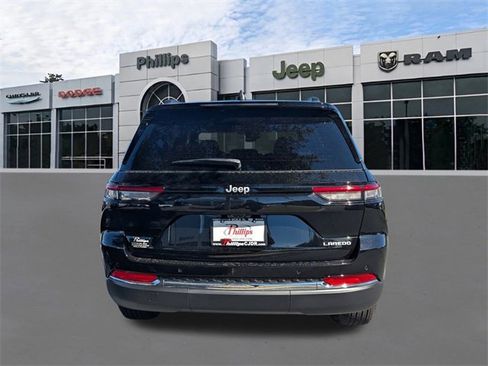 New 2025 Jeep Grand Cherokee Laredo X image 5