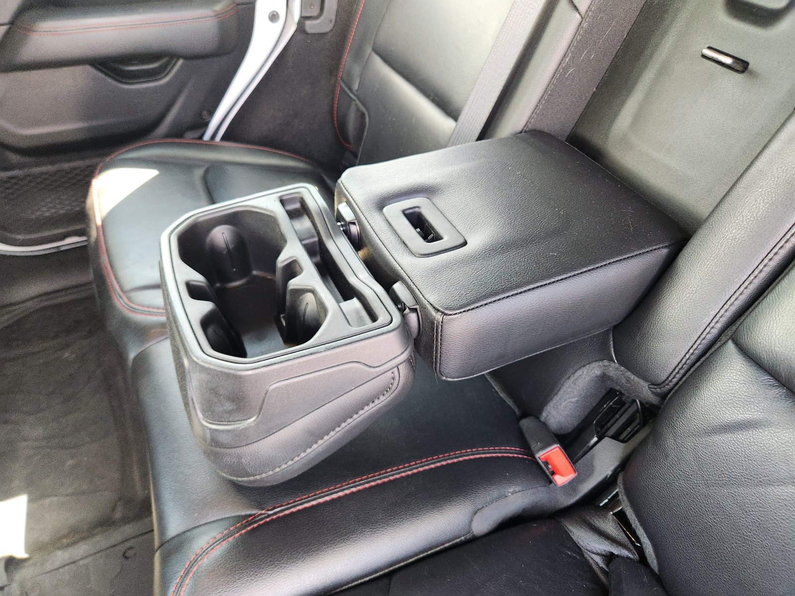 Used 2021 Jeep Wrangler Unlimited Rubicon AWD/4WD image 36