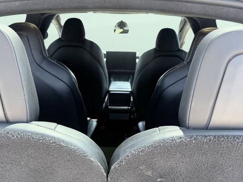 Used 2022 Tesla Model X AWD/4WD image 3