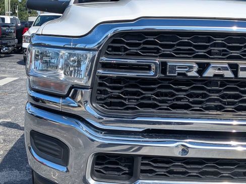 Used 2020 RAM 2500 Tradesman w/ Chrome Appearance Group AWD/4WD image 9