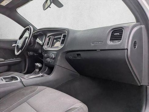 Used 2022 Dodge Charger SXT image 23