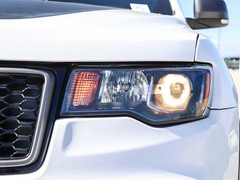 Used 2017 Jeep Grand Cherokee Trailhawk image 7