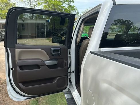 Used 2016 Chevrolet Silverado 1500 LTZ w/ LTZ Plus Package image 16