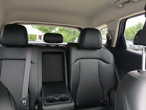 Used 2025 Kia Sportage EX FWD image 22