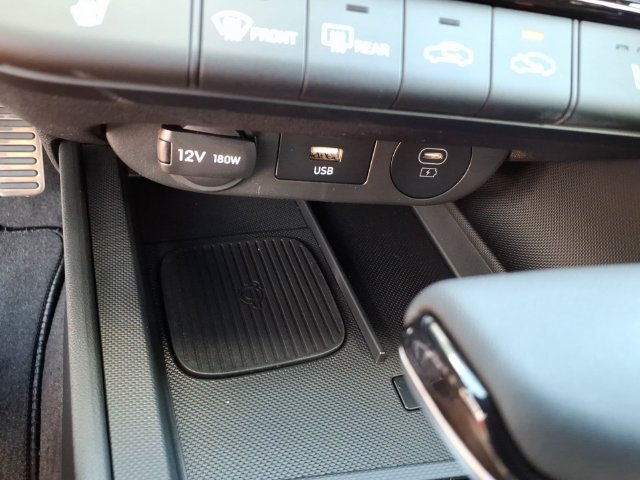 New 2026 Hyundai Elantra SEL Sport FWD image 15