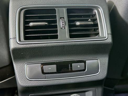 Used 2019 Audi Q5 2.0T Premium Plus w/ Premium Plus Package image 27