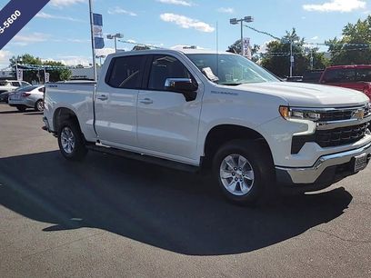 New 2025 Chevrolet Silverado 1500 LT w/ Convenience Package II