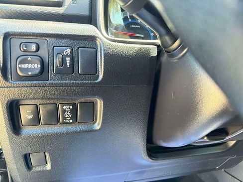 Used 2016 Toyota 4Runner Trail Premium AWD/4WD image 20