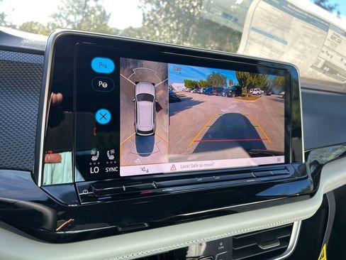 New 2026 Volkswagen Atlas Cross Sport SEL Premium R-Line image 37