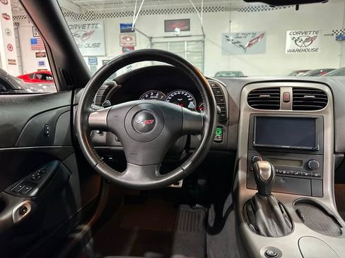 Used 2007 Chevrolet Corvette Coupe RWD image 7