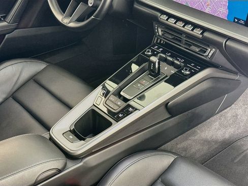 Used 2021 Porsche 911 Carrera image 20