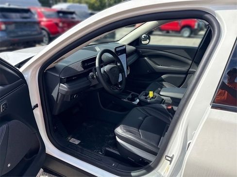 New 2025 Ford Mustang Mach-E Premium image 9