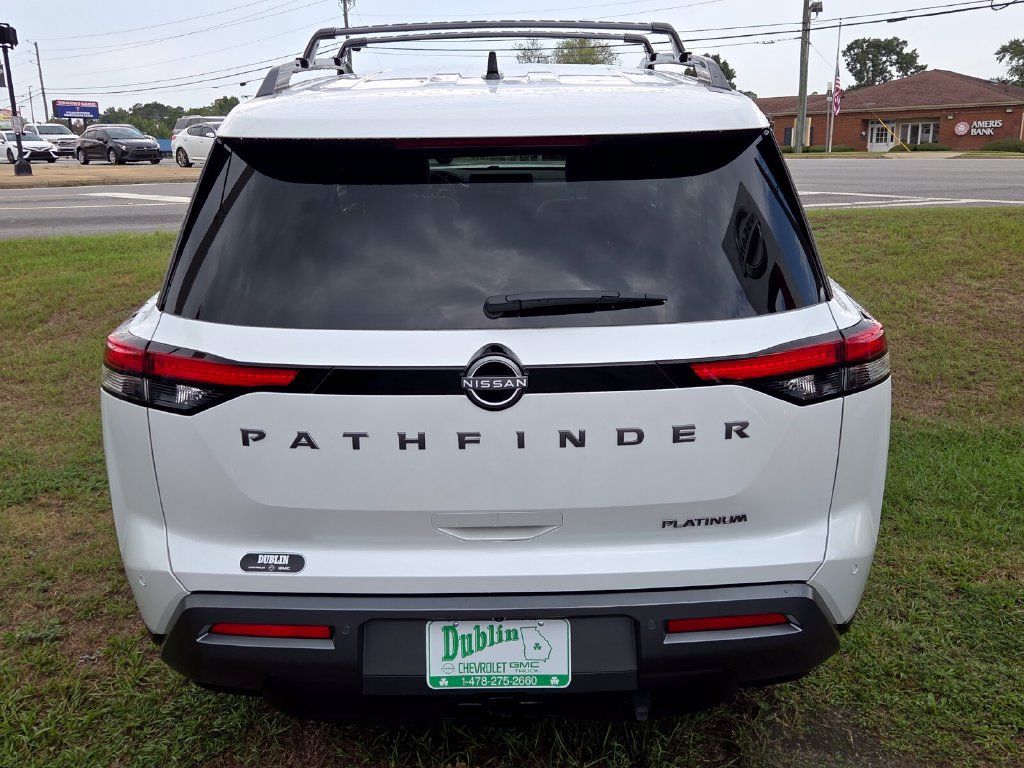 New 2026 Nissan Pathfinder Platinum w/ Accent Package FWD image 10