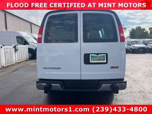 Used 2024 GMC Savana 2500 w/ Driver Convenience Package image 10