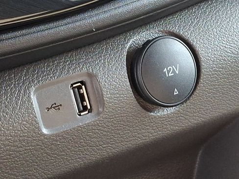 Used 2023 Ford Transit 350 XLT image 24