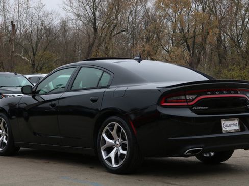 Used 2015 Dodge Charger R/T w/ Plus Group image 15