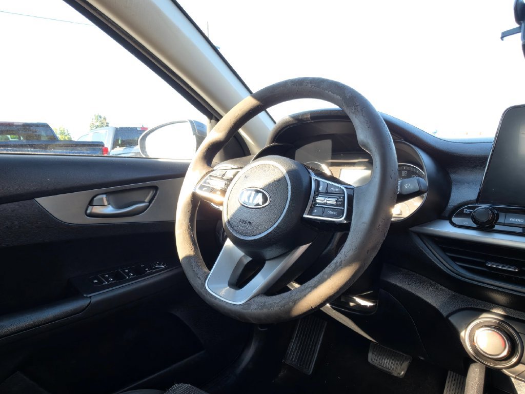 Used 2021 Kia Forte LXS FWD image 16