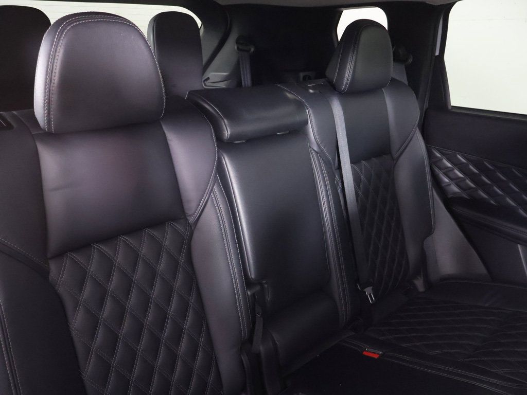 Used 2022 Mitsubishi Outlander SEL AWD/4WD image 32