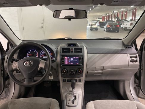 Used 2013 Toyota Corolla L image 11
