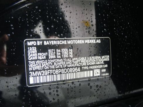 Certified 2023 BMW 330e w/ Premium Package image 28