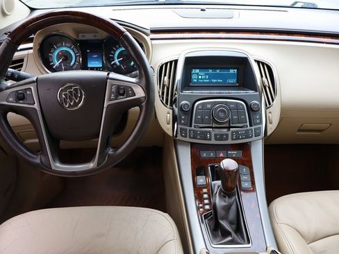 Used 2011 Buick LaCrosse CXS image 6