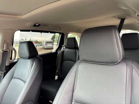 Used 2025 Honda Odyssey EX-L image 8