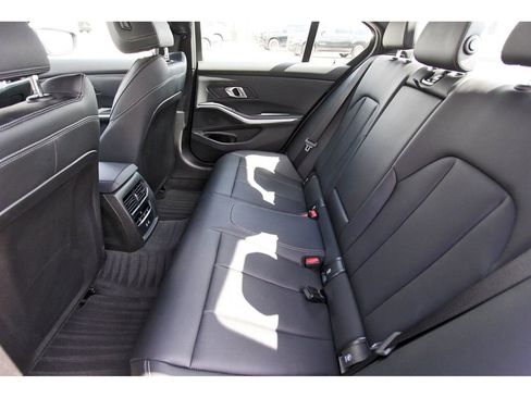 Used 2025 BMW 330i xDrive Sedan image 7