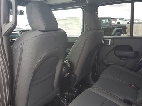 New 2026 Jeep Gladiator Sport image 14