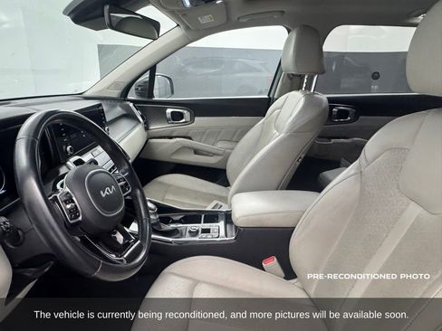 Used 2023 Kia Sorento SX FWD image 9