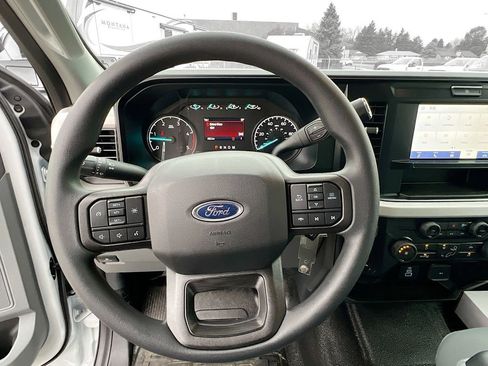 New 2026 Ford F550 4x4 Crew Cab image 8
