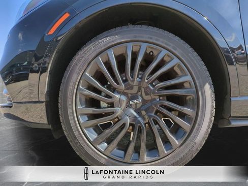 Certified 2022 Lincoln Corsair Reserve w/ Equipment Group 201A AWD/4WD image 34