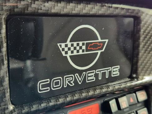 Used 1996 Chevrolet Corvette Coupe RWD image 22