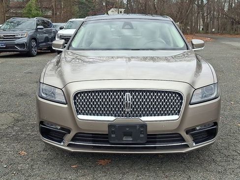 Used 2018 Lincoln Continental Select w/ Continental Climate Package image 3