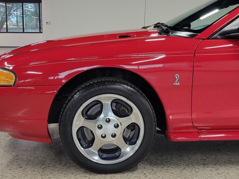 Used 1994 Ford Mustang GT RWD image 24