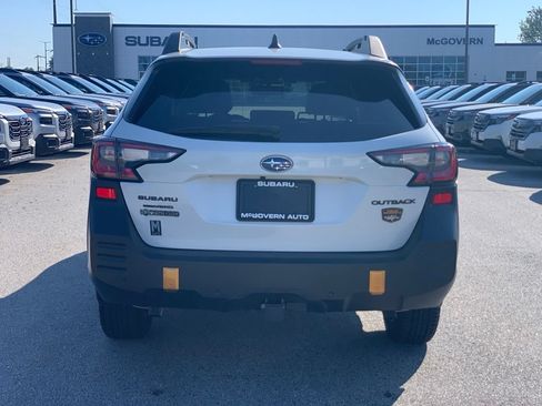 Used 2025 Subaru Outback Wilderness AWD/4WD image 6
